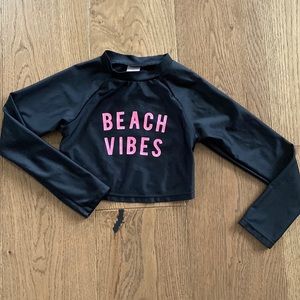 - NWOT- More Than Magic Girl’s Cropped “Beach Vibes” Rashguard